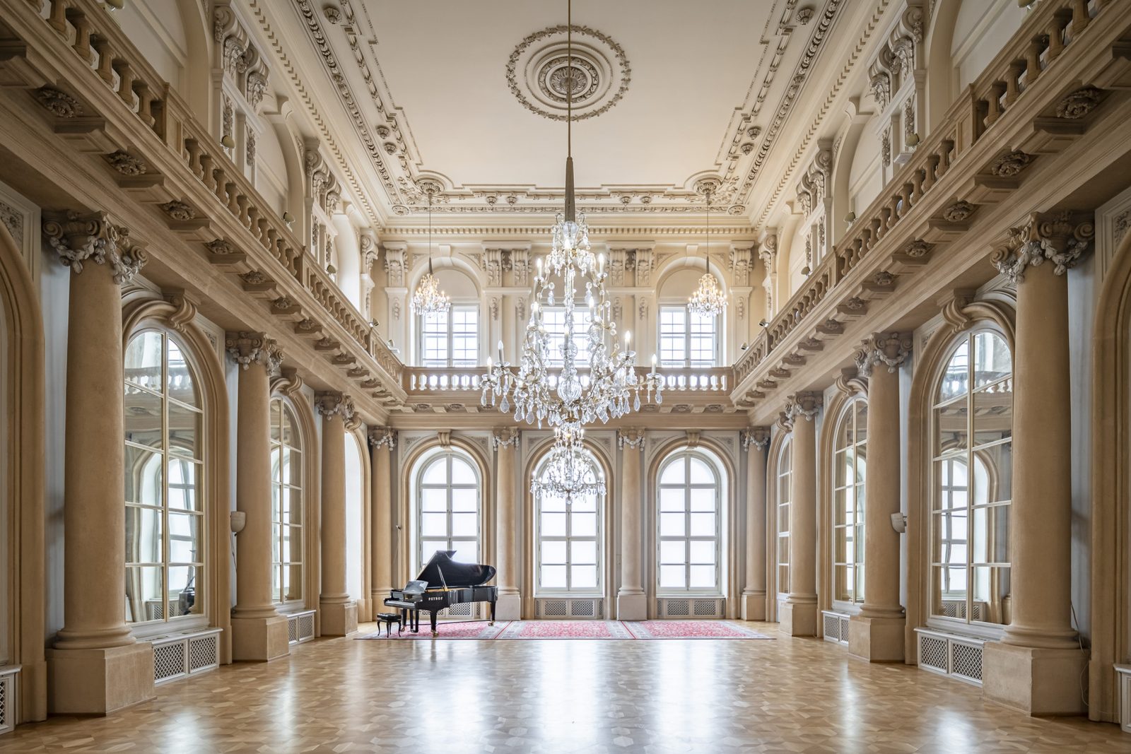 Mirror Hall